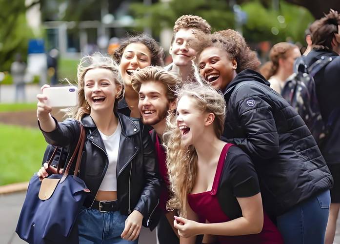 易度留学,是业内一家专注于欧美名校申请的专业国际教育服务机构。 易度留学,是业内一家专注于欧美名校申请的专业国际教育服务机构。