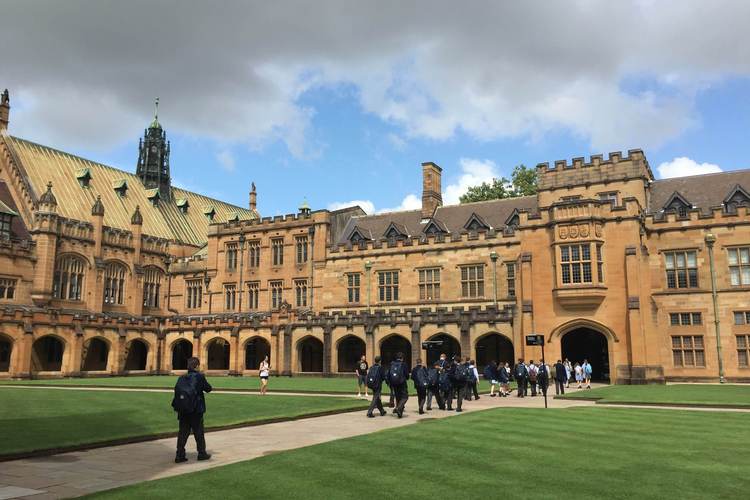 国内高考后去澳洲留学要学几年?