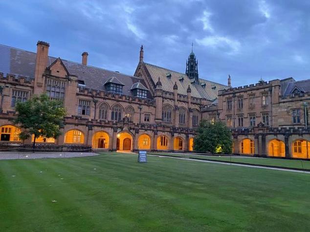 国内高考后去澳洲留学要学几年?